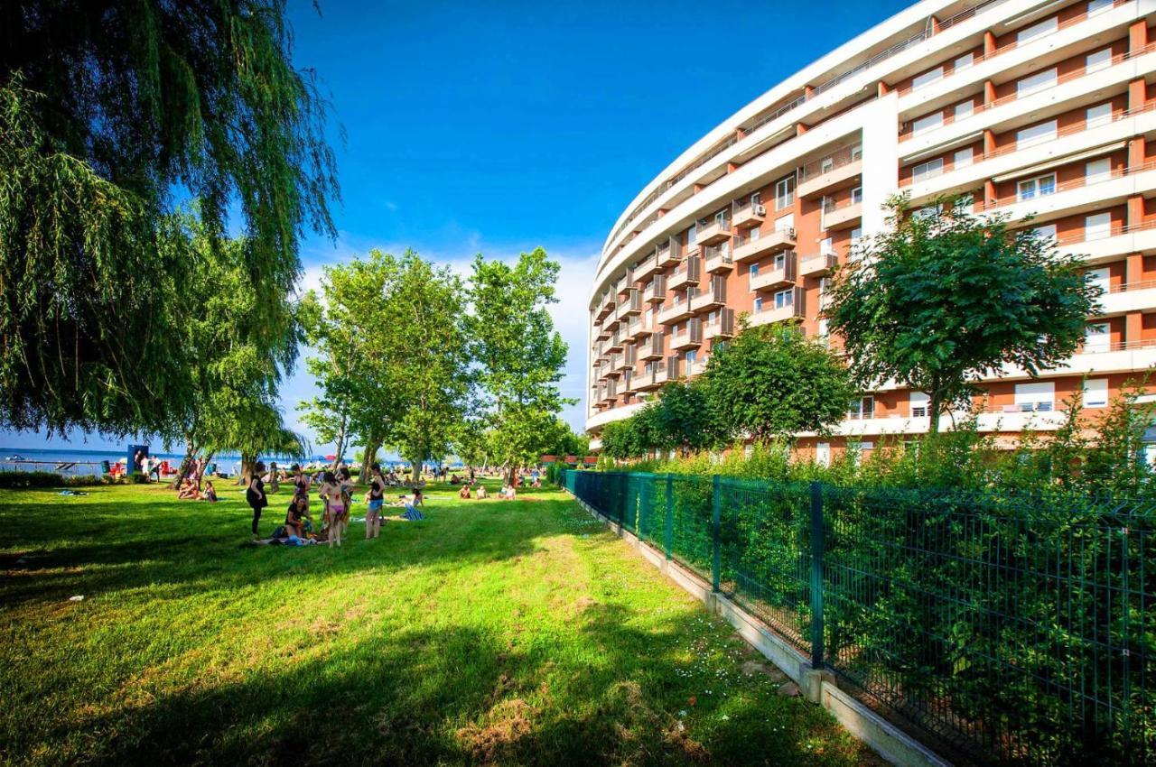 Club 218 Wellness Luxus Apartman Шиофок Экстерьер фото
