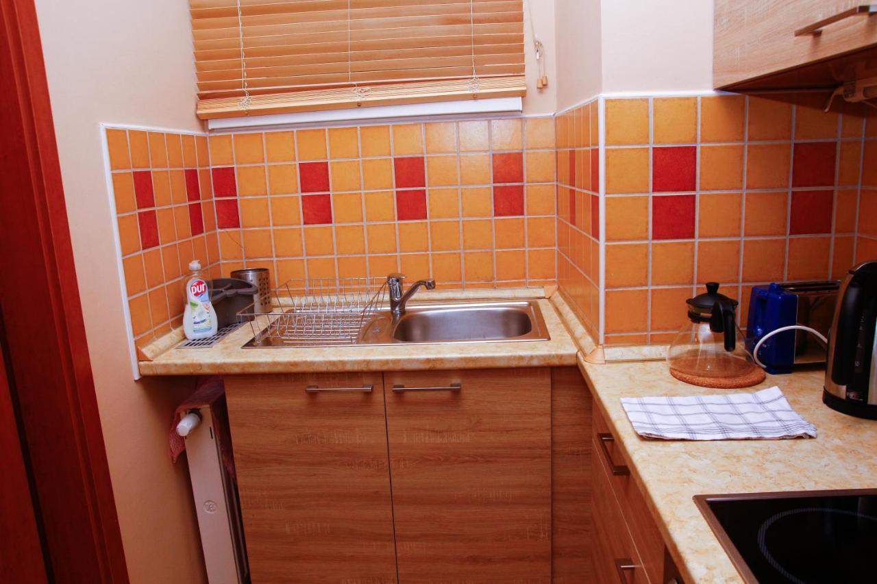 Club 218 Wellness Luxus Apartman Шиофок Экстерьер фото